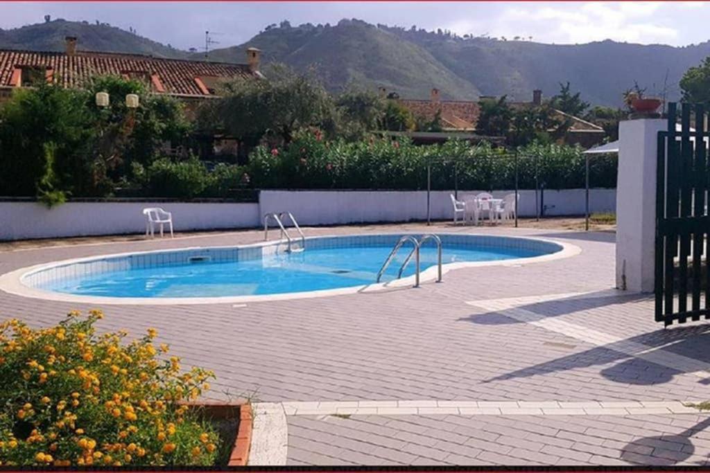 Hh Selection Emiro Villa Lascari Ngoại thất bức ảnh